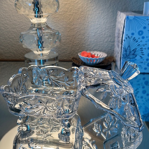 Vintage Clear Footed Lidded Candy Jar - Picture 2 of 7